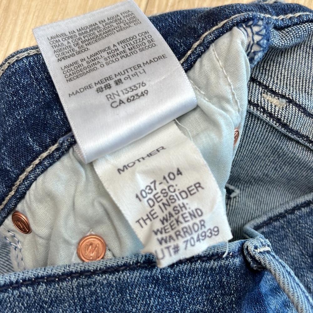 Mother The Insider Flare Distressed Jeans
In Weekend Warrior, SIZE 26 1265 - Picture 10 of 12